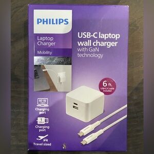 Philips White USB-C Wall Charger with GaN Technology